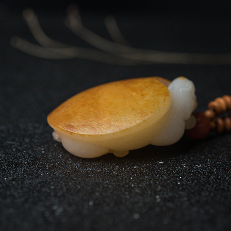 新疆和田玉赑屃手把件-红掌柜