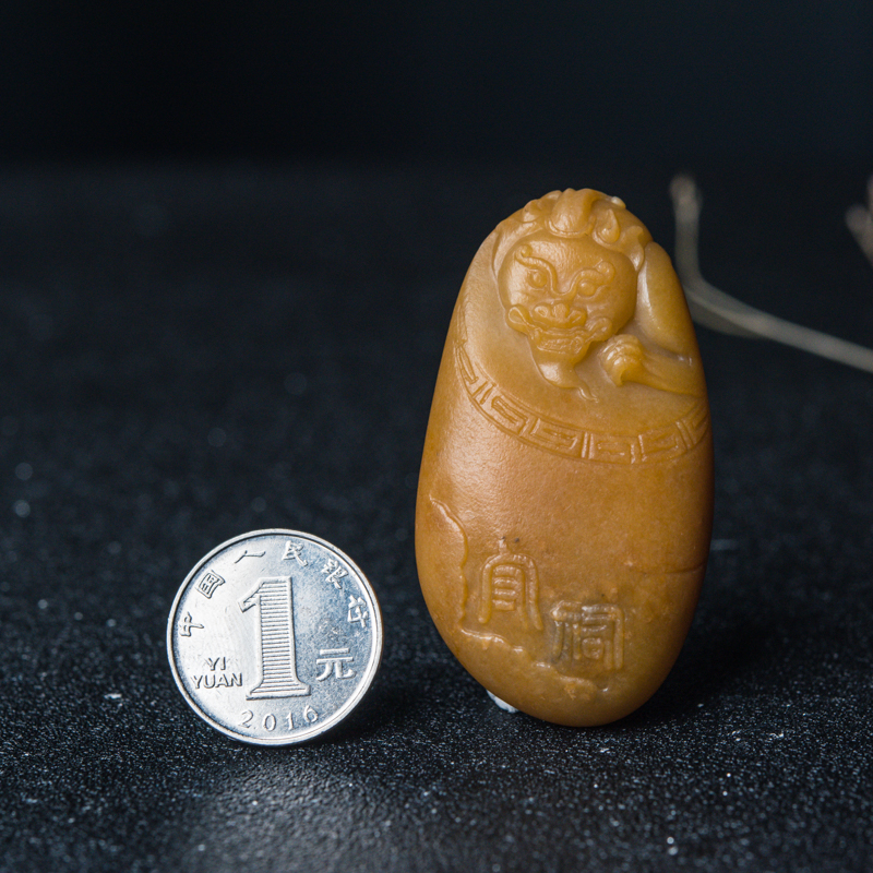 籽料和田玉貔貅吊坠-红掌柜