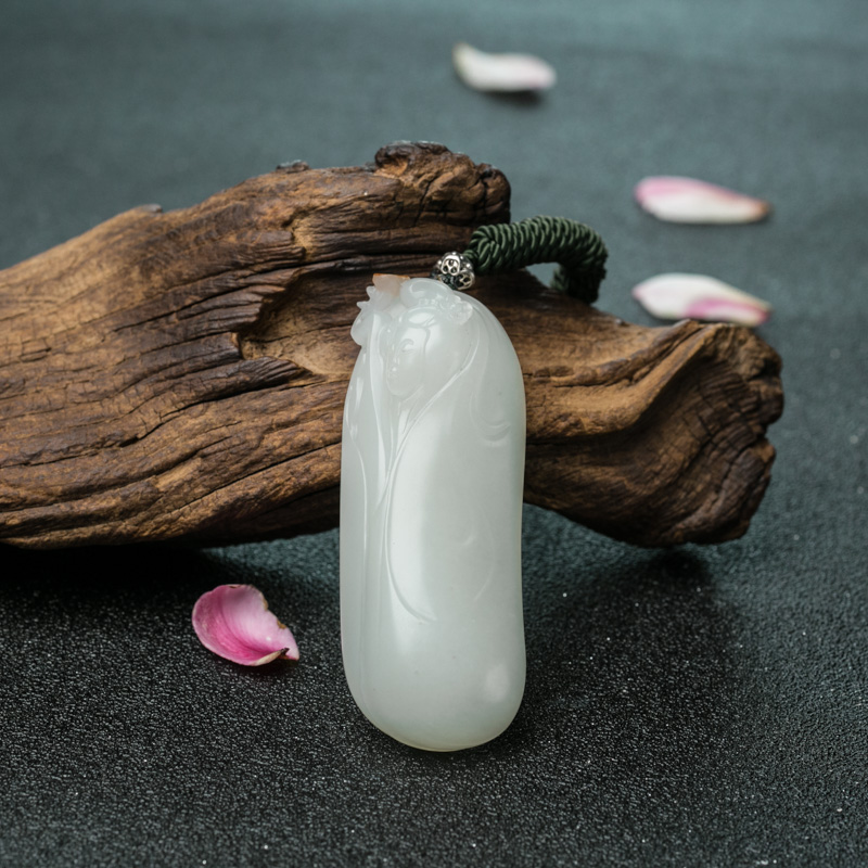 山料和田白玉美女吊坠-红掌柜