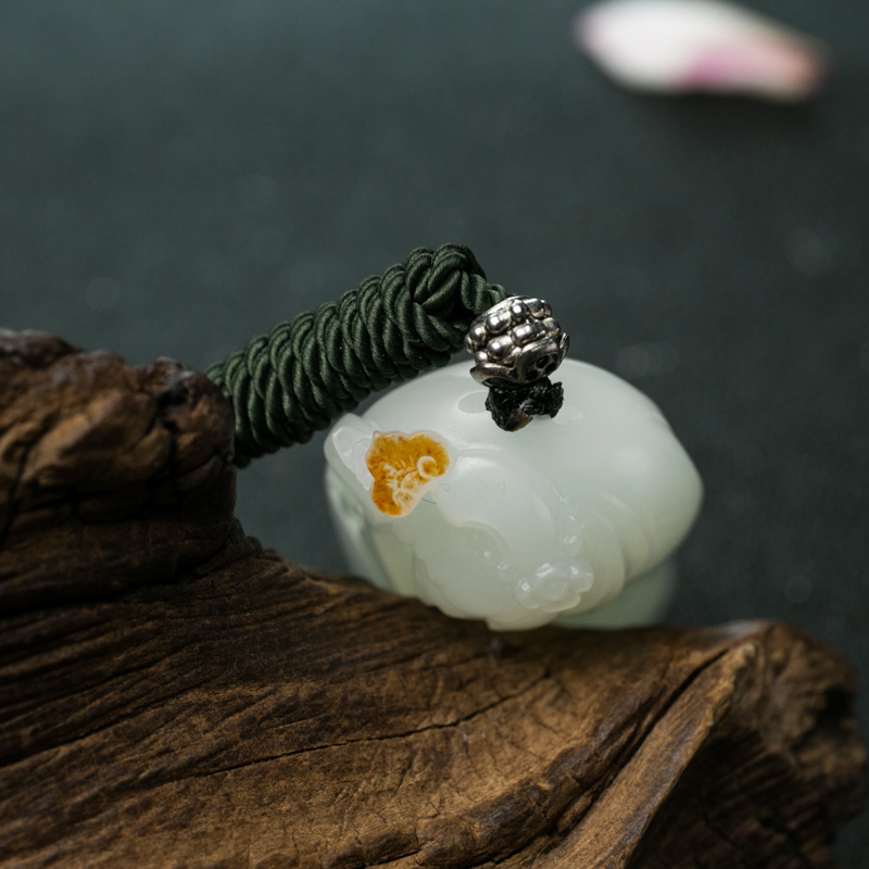 俄罗斯和田玉美女吊坠-红掌柜