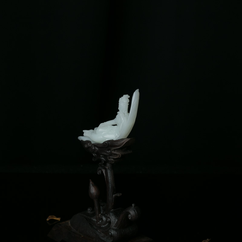 天然山料和田白玉摆件-红掌柜