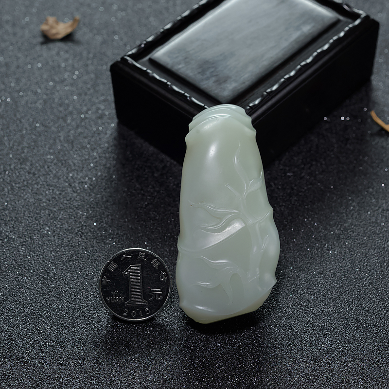 和田青白玉竹节手把件-红掌柜