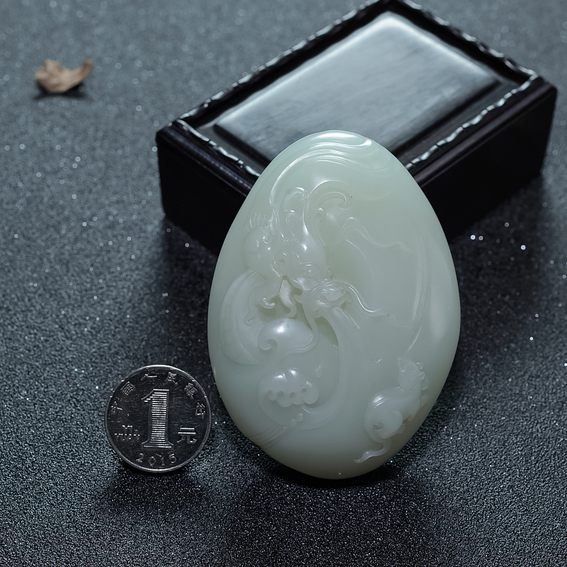 和田青白玉手把件-红掌柜