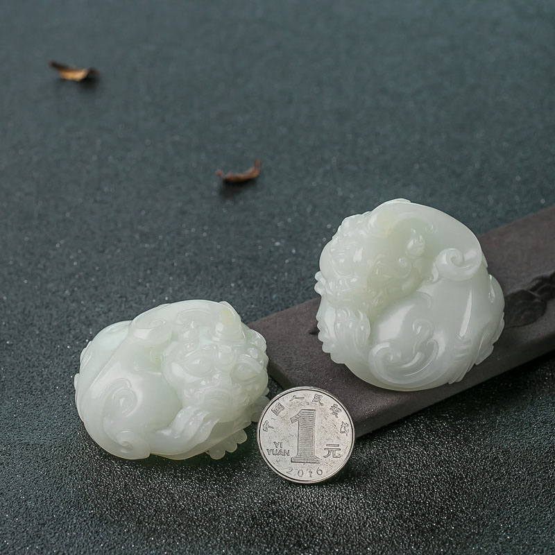 俄罗斯和田玉貔貅吊坠-红掌柜