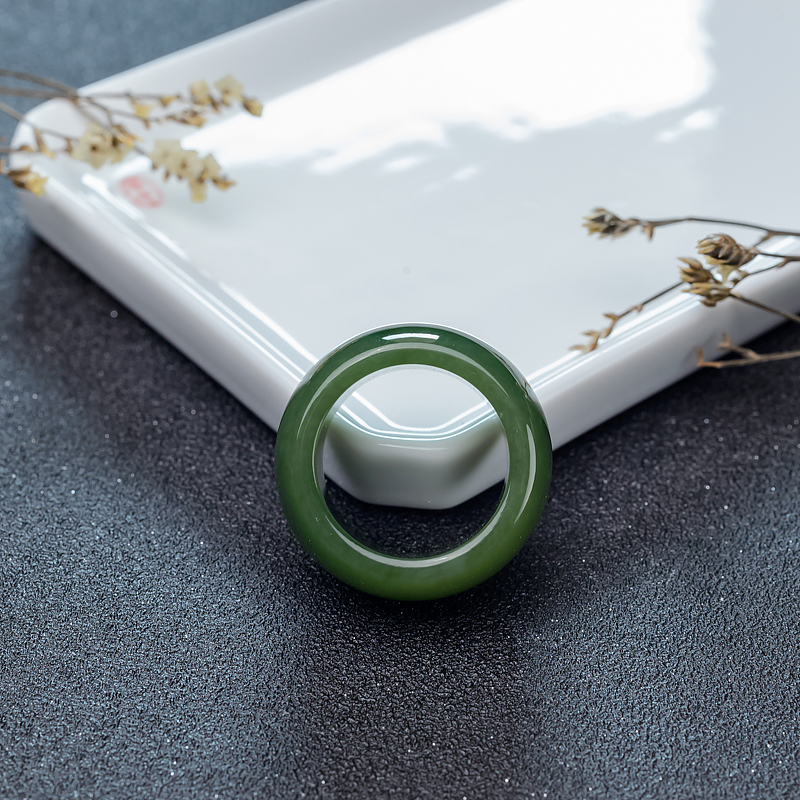 俄料天然和田碧玉戒指-红掌柜