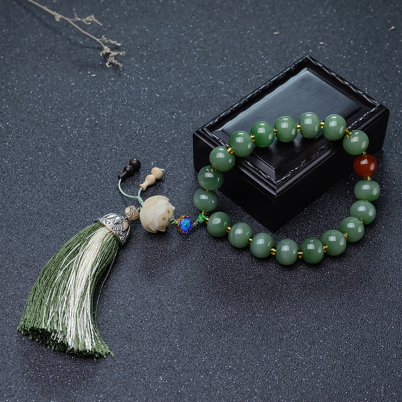 俄料天然山料和田碧玉手持-红掌柜