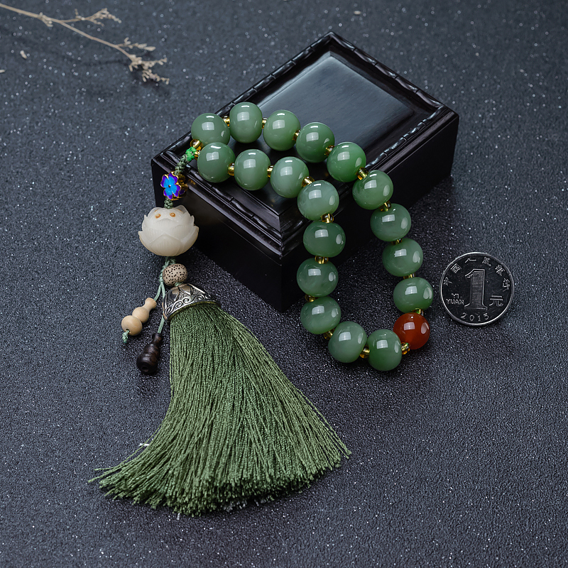 俄料和田玉手持-红掌柜