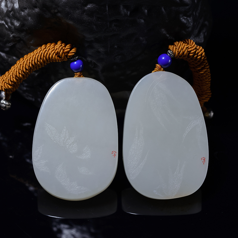 和田玉福在眼前吊坠-红掌柜