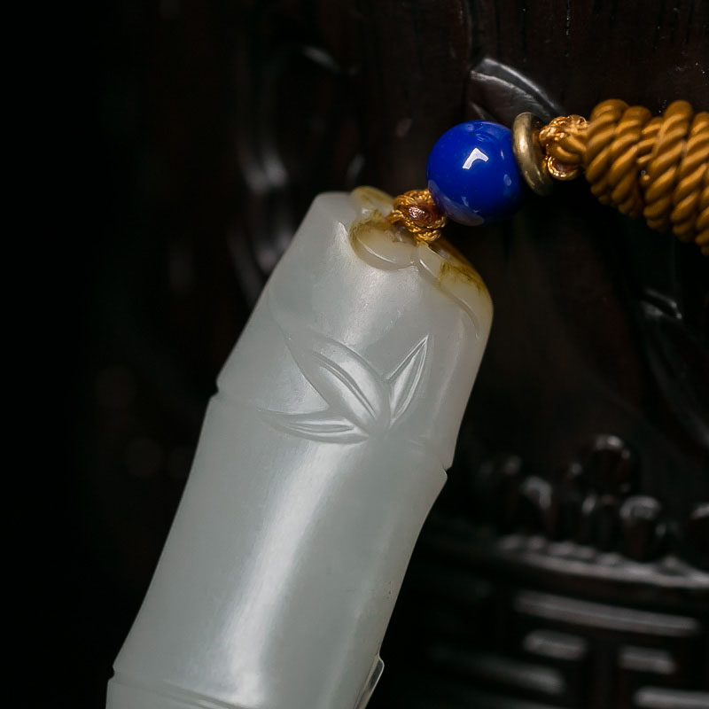 新疆和田玉竹节吊坠-红掌柜