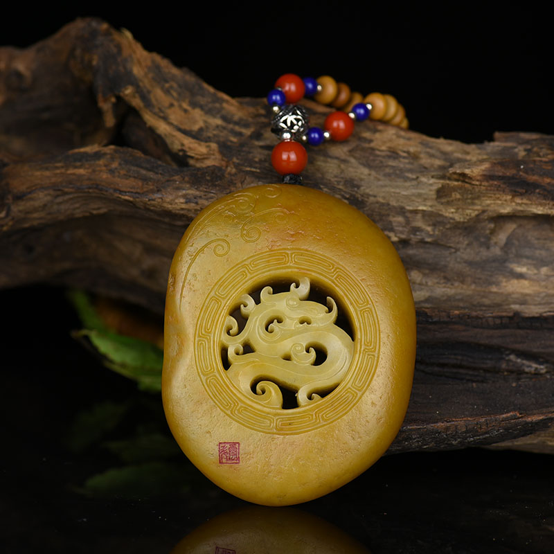 籽料俏色和田玉辰龙吊坠-红掌柜