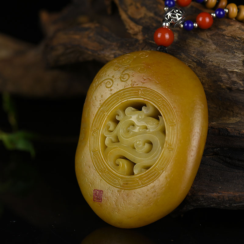 籽料和田玉辰龙吊坠-红掌柜