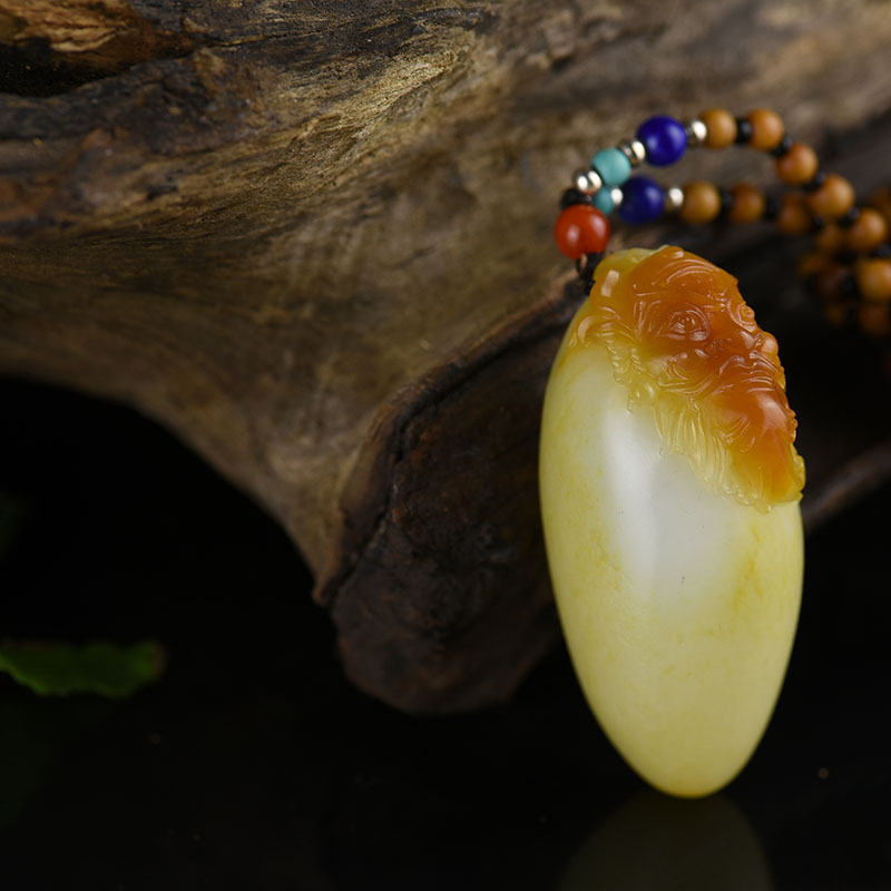 俏色和田玉钟馗吊坠-红掌柜