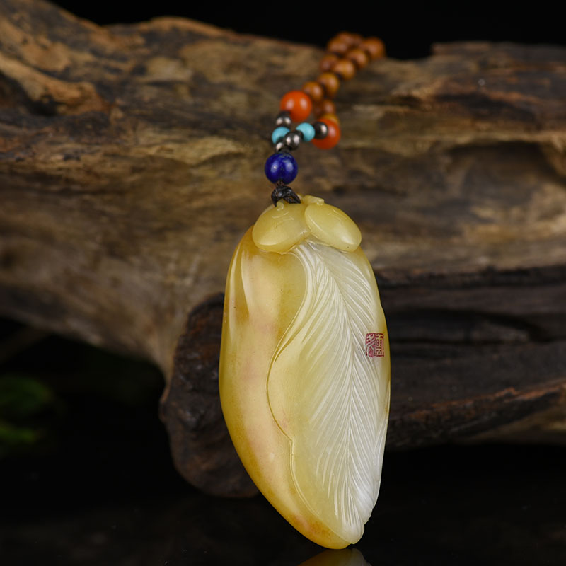 和田玉禅趣吊坠-红掌柜