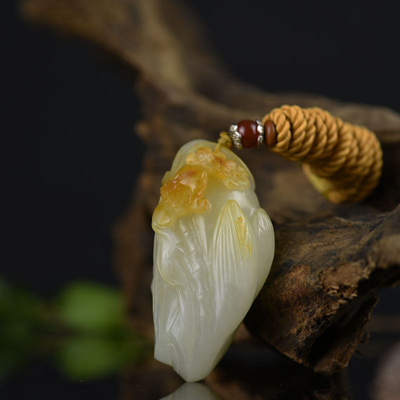 新疆籽料俏色和田玉节节高升吊坠-红掌柜