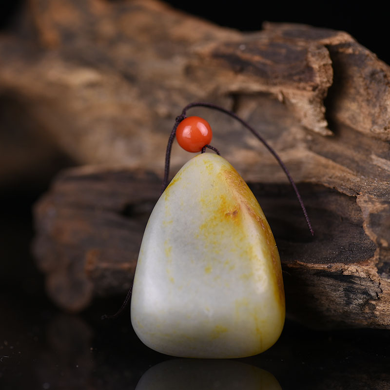 籽料俏色和田连年有余吊坠-红掌柜