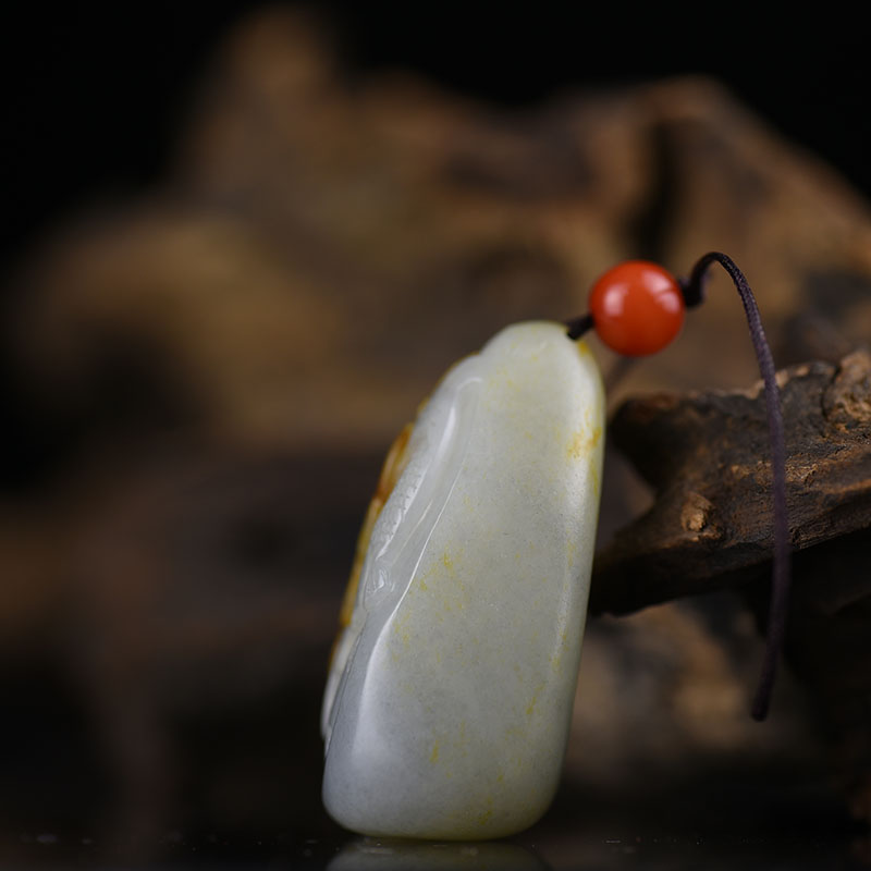 天然新疆籽料俏色和田连年有余吊坠-红掌柜