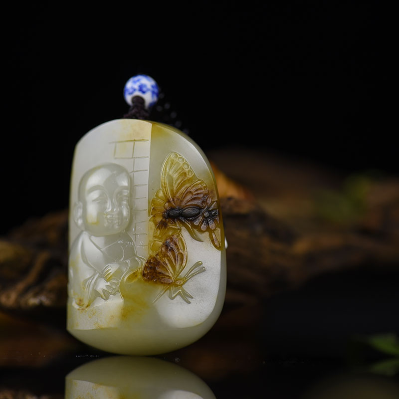 新疆和田玉童子吊坠-红掌柜