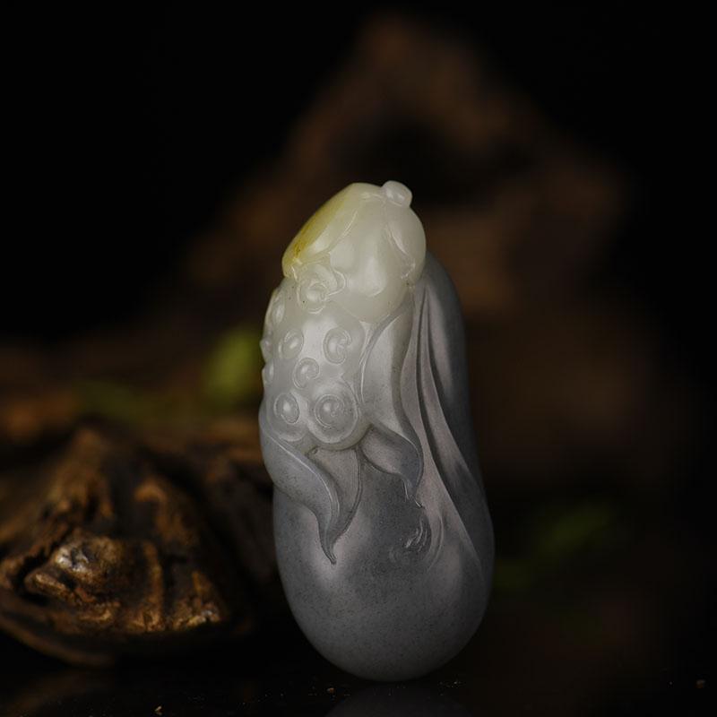 籽料和田青花玉吊坠-红掌柜