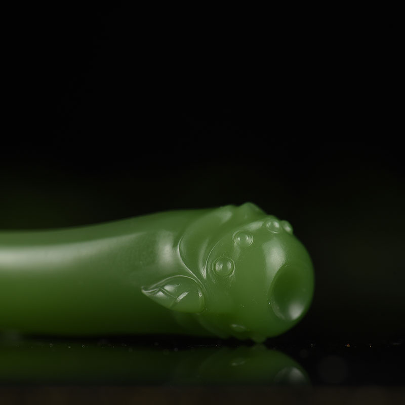 和田碧玉节节高升吊坠-红掌柜