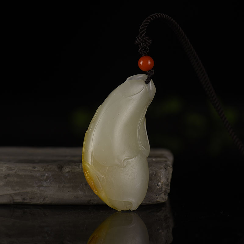 新疆天然和田白玉玉兰花吊坠-红掌柜