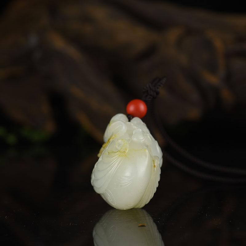 新疆籽料和田白玉吊坠-红掌柜