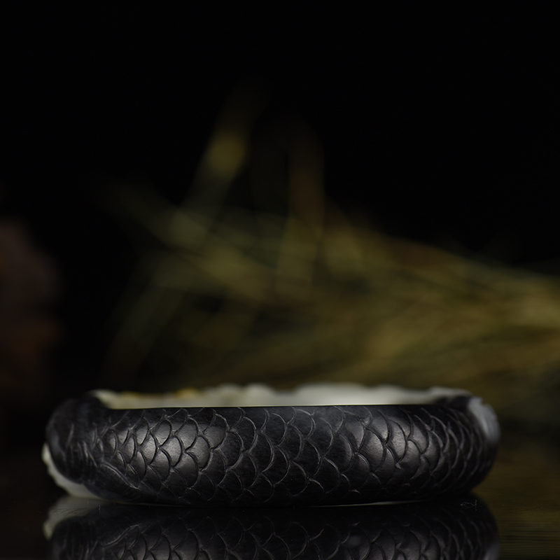 天然和田玉年年有余手镯-红掌柜