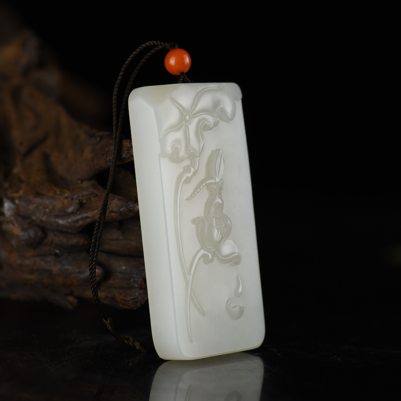 新疆天然籽料和田白玉吊坠-红掌柜