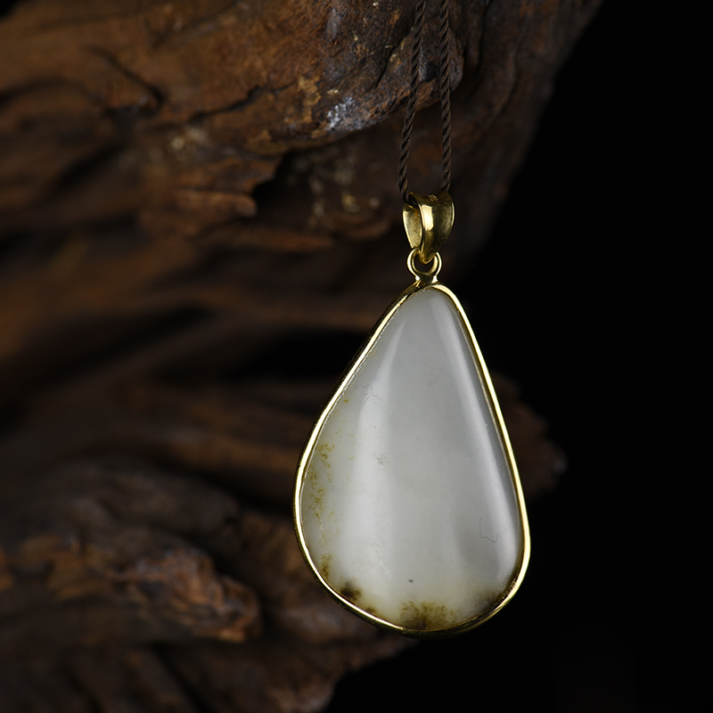 天然籽料和田白玉原石吊坠-红掌柜