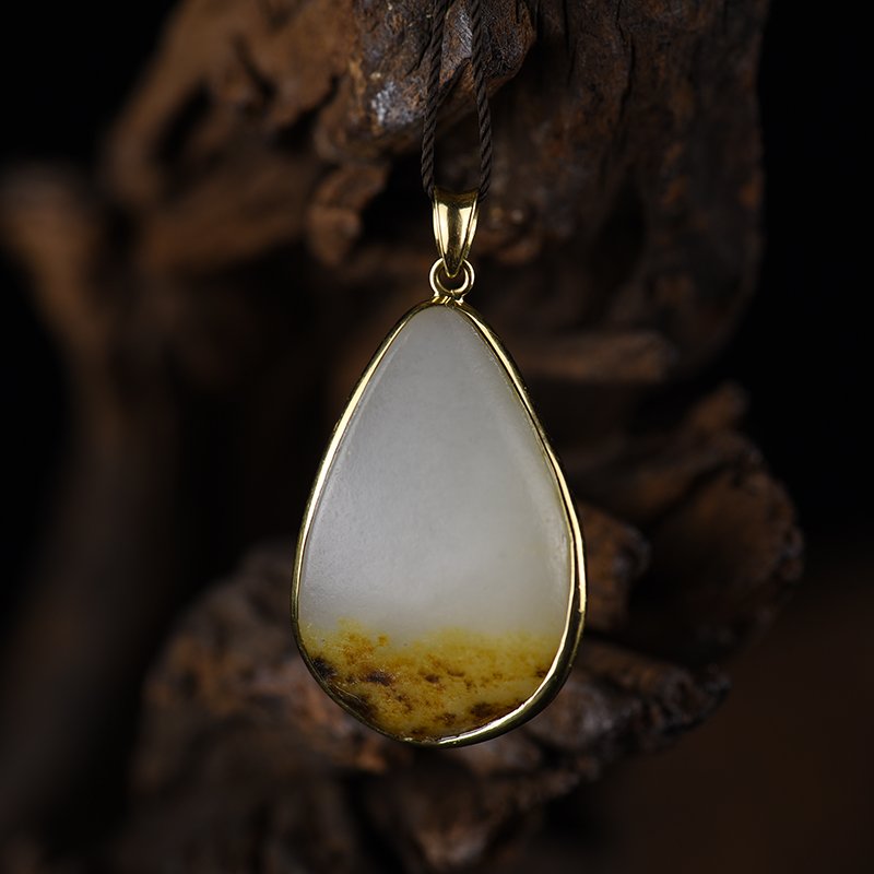 18k金镶天然和田白玉原石吊坠-红掌柜