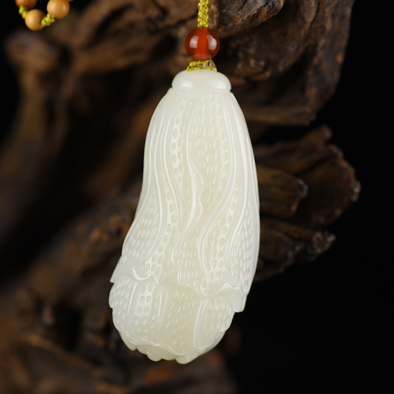 新疆天然籽料和田白玉百财吊坠-红掌柜