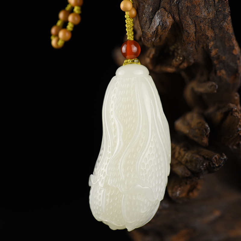新疆籽料和田白玉百财吊坠-红掌柜