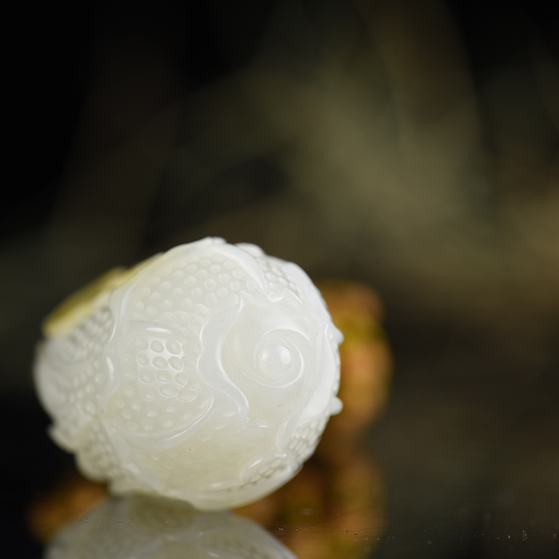 新疆和田白玉百财吊坠-红掌柜