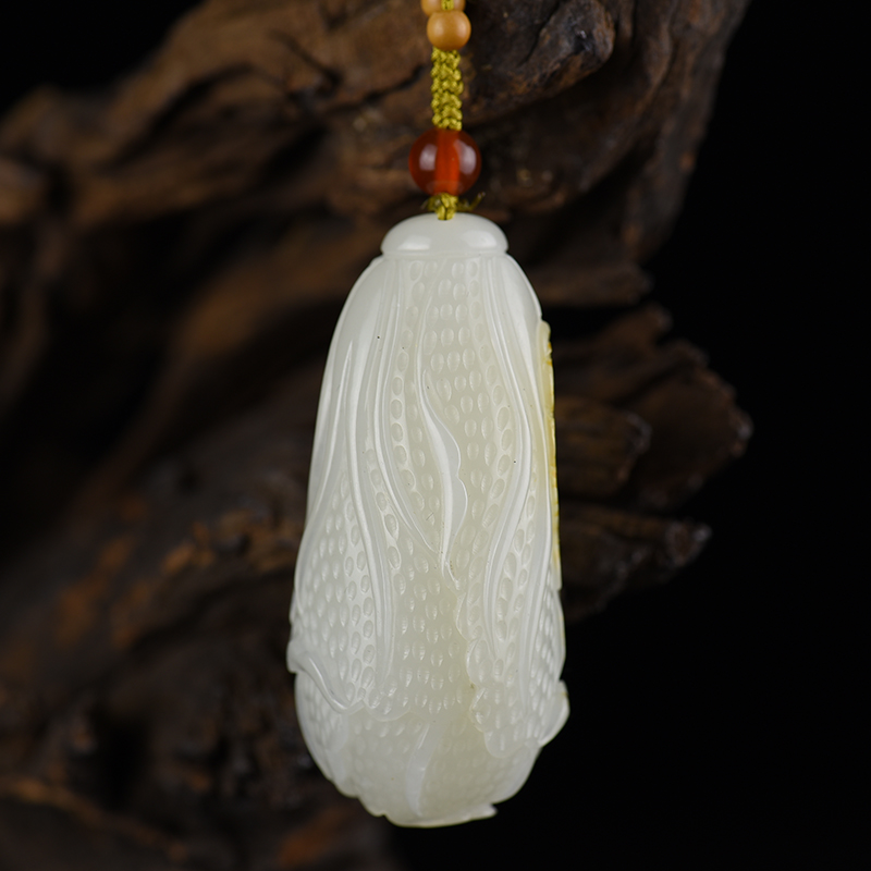 和田白玉吊坠-红掌柜