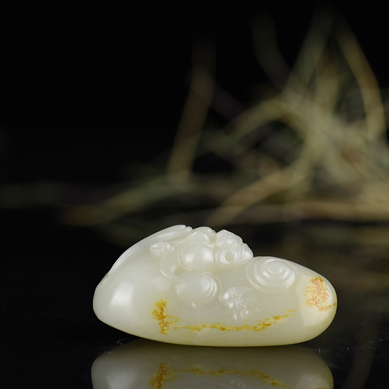 和田白玉貔貅吊坠-红掌柜