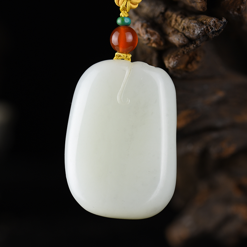 和田玉舐犊情深挂件-红掌柜