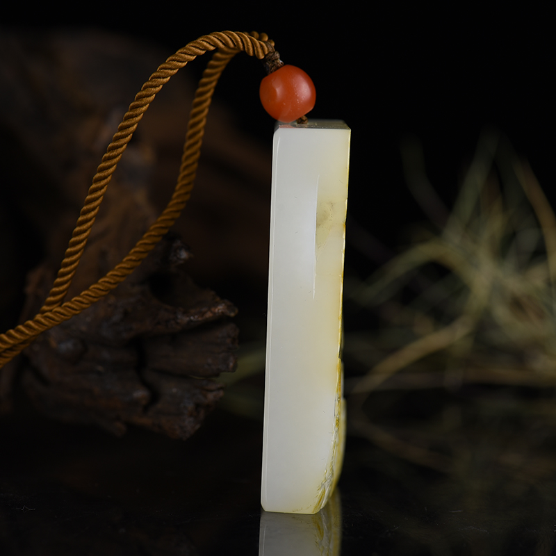 和田玉仿古龙凤呈祥吊坠-红掌柜