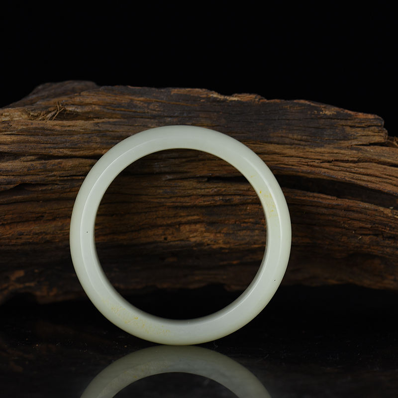 新疆天然和田白玉手镯-红掌柜