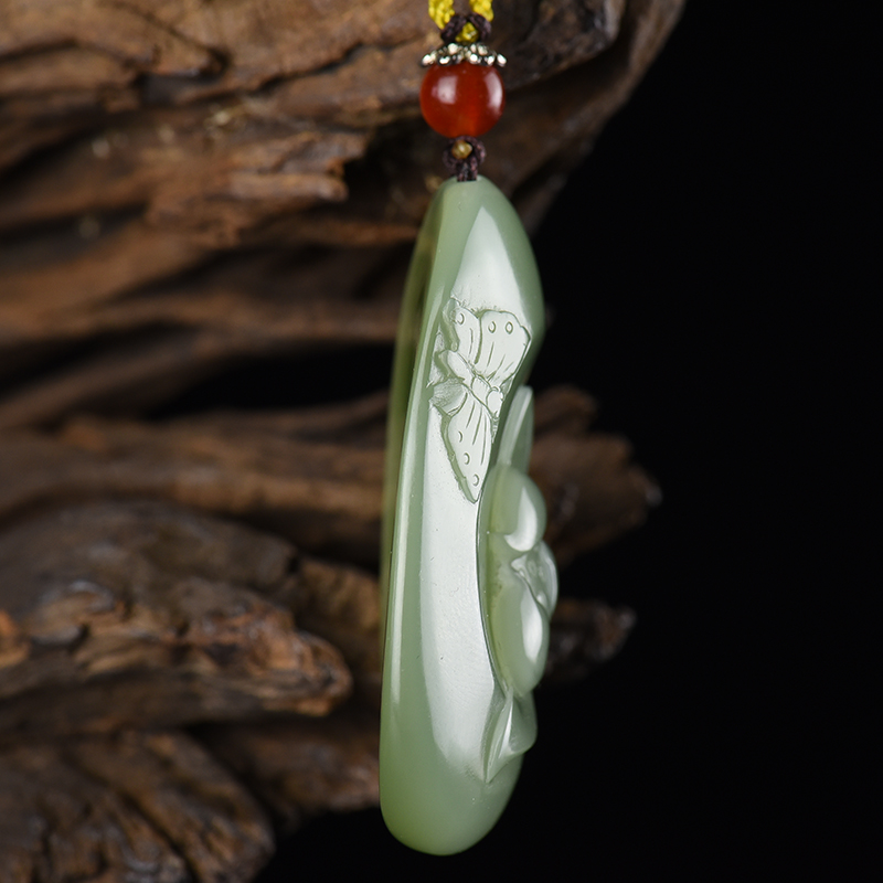 俄料天然山料和田碧玉吊坠-红掌柜