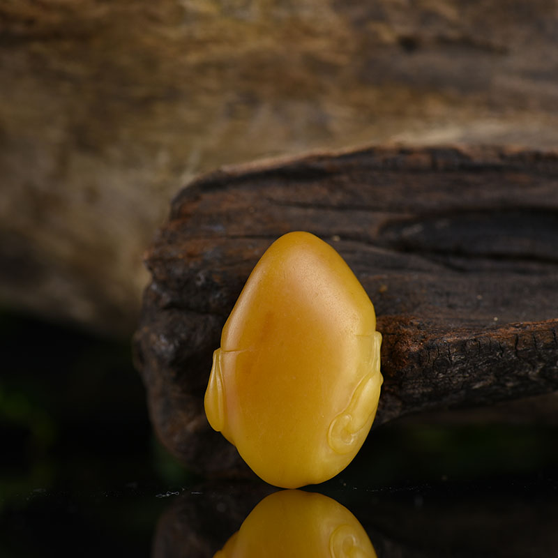 和田玉济世活佛吊坠-红掌柜