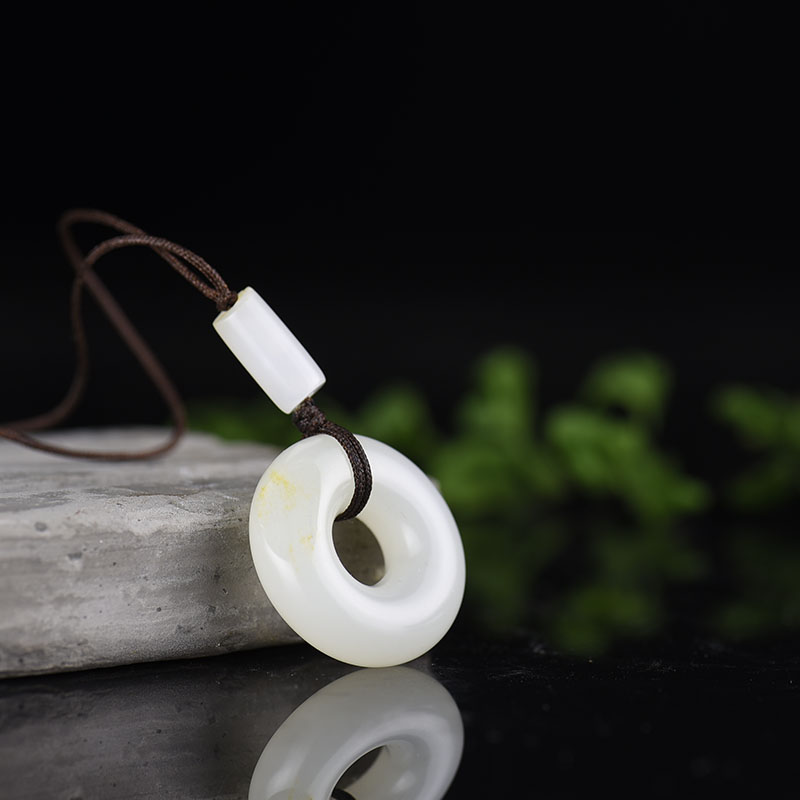 籽料和田白玉平安扣吊坠-红掌柜