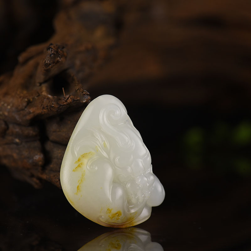 天然籽料和田白玉貔貅吊坠-红掌柜