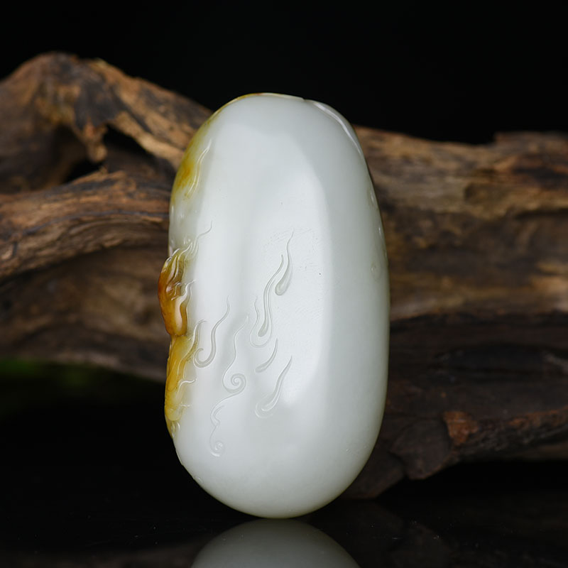 籽料俏色和田玉辰龙手把件-红掌柜