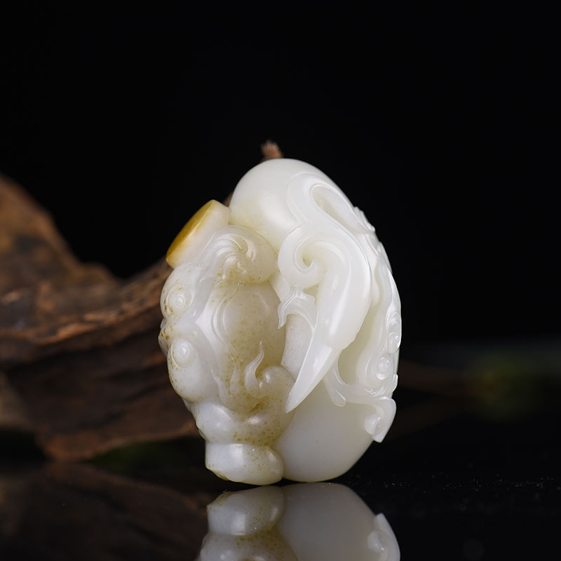 俏色和田玉一路富贵手把件-红掌柜