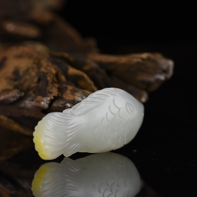 和田白玉争上游吊坠-红掌柜