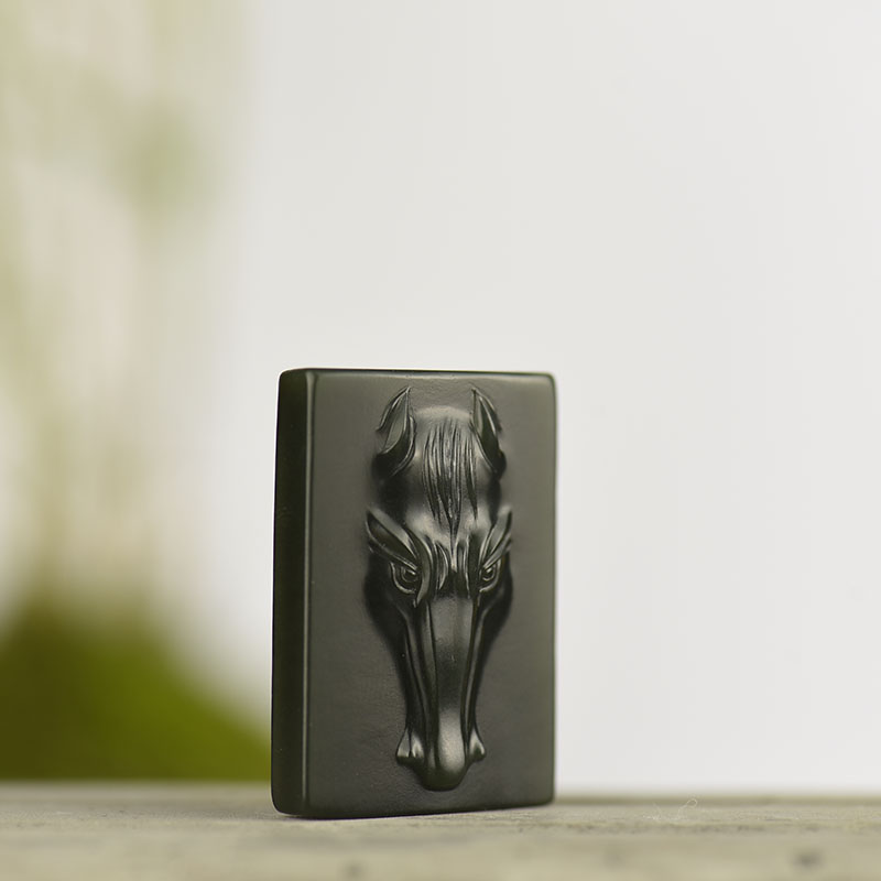 天然和田碧玉午马吊坠-红掌柜