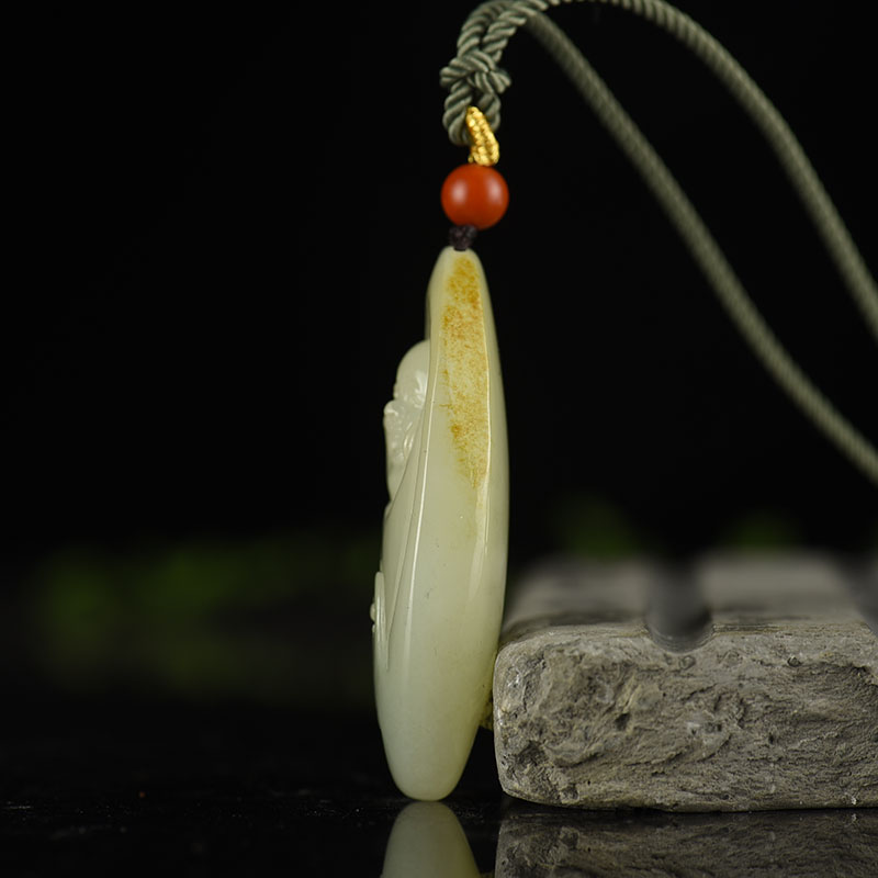 天然新疆山料和田白玉福在眼前吊坠-红掌柜