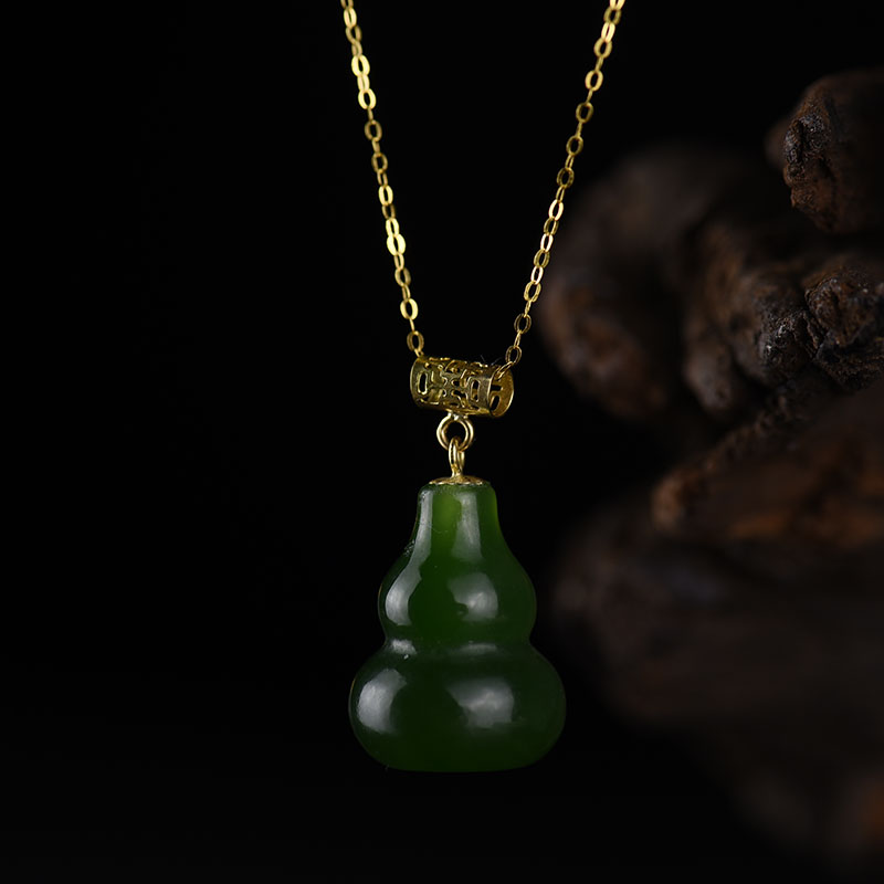 18k和田碧玉福禄项链