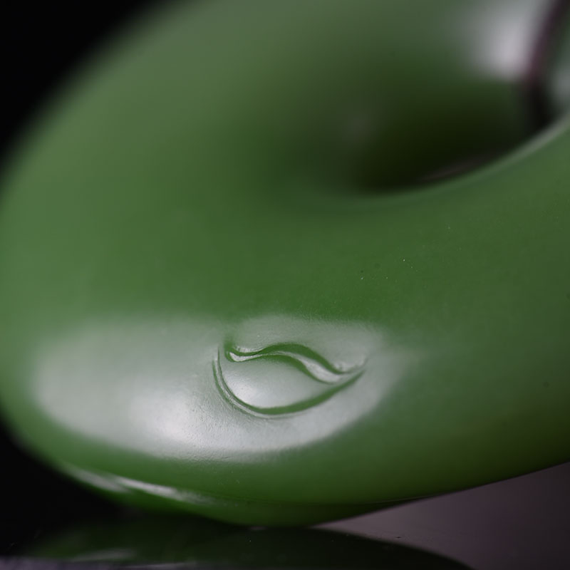 俄料和田碧玉吊坠-红掌柜