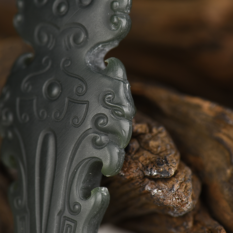 天然和田玉辟邪吊坠-红掌柜