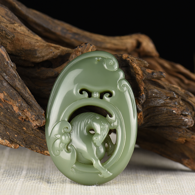 山料和田碧玉马上有福吊坠-红掌柜